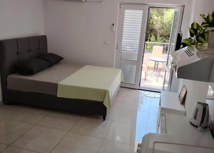 Emanuell Lejlighed Kaštela